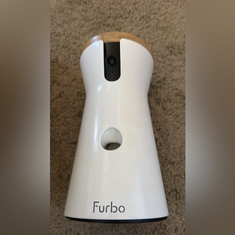 Furbo White Dog Camera Treat Dispenser
